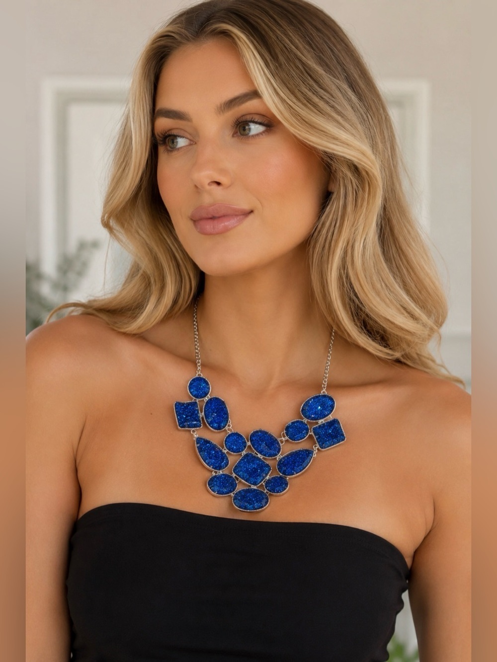 Blue rhinestone statement retro vintage necklace